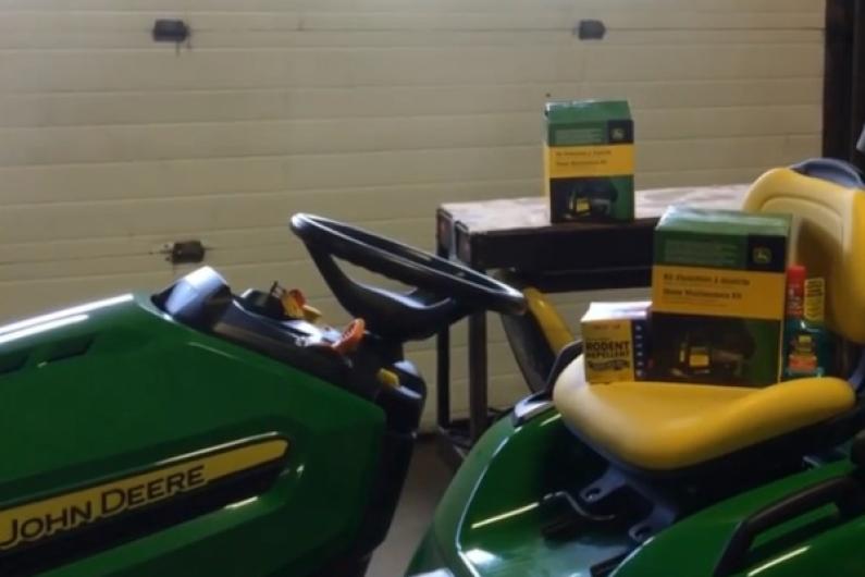 Blog WinterizeYourMower