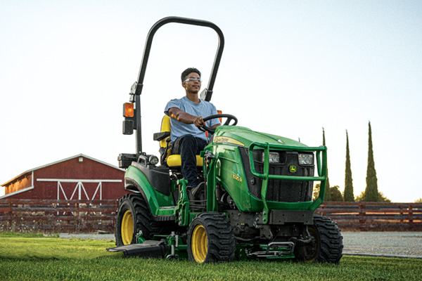 Compact Tractors Photo