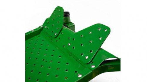 CroppedImage500278-JD-ZTrak-FootRest-AM137437.jpg