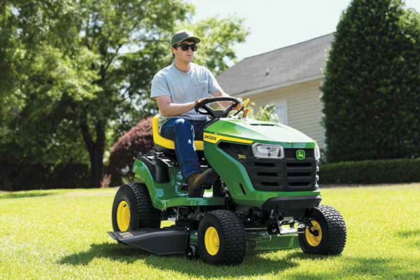  Advertising and Social Media Photo Submission